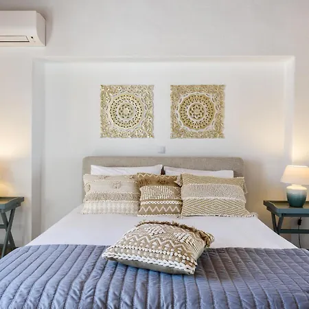 Aegean Seashell In Paros 3*